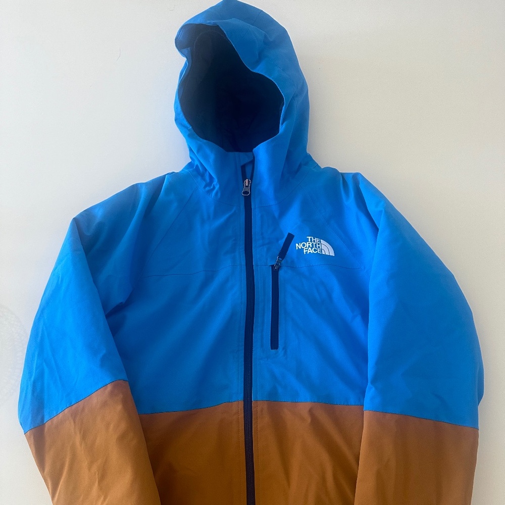 Boys north face coat